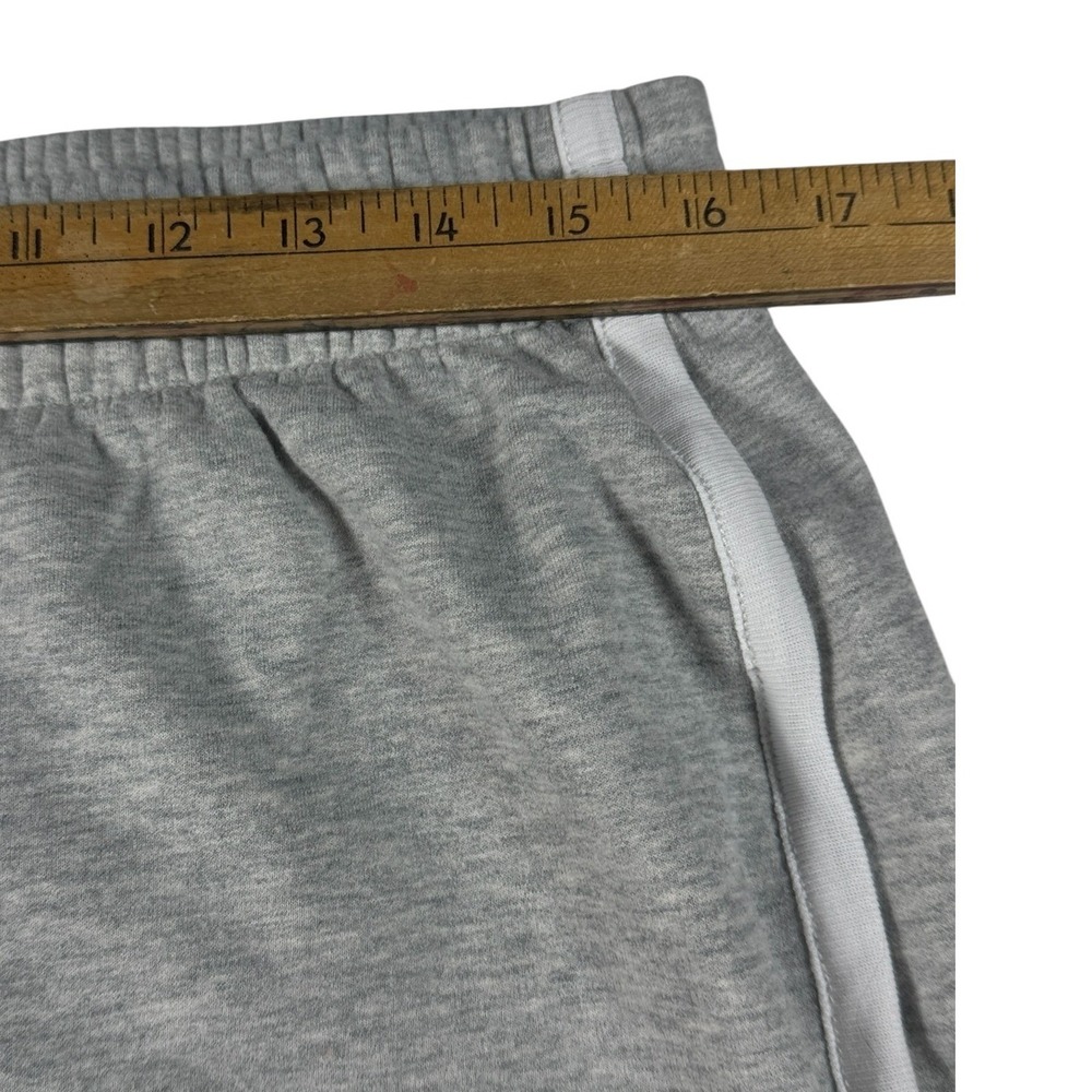 Gap Womens Gray Fleece Shorts Heathered Athletic Lounge Size Large 70s Vibe - Picture 4 of 5